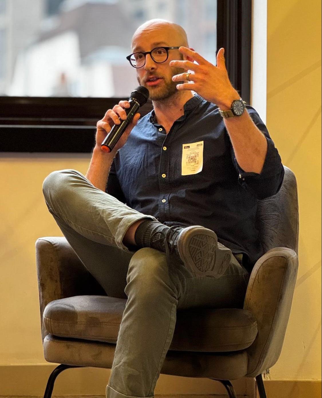 Ryan Law from Ahrefs at a free London SEO meetup