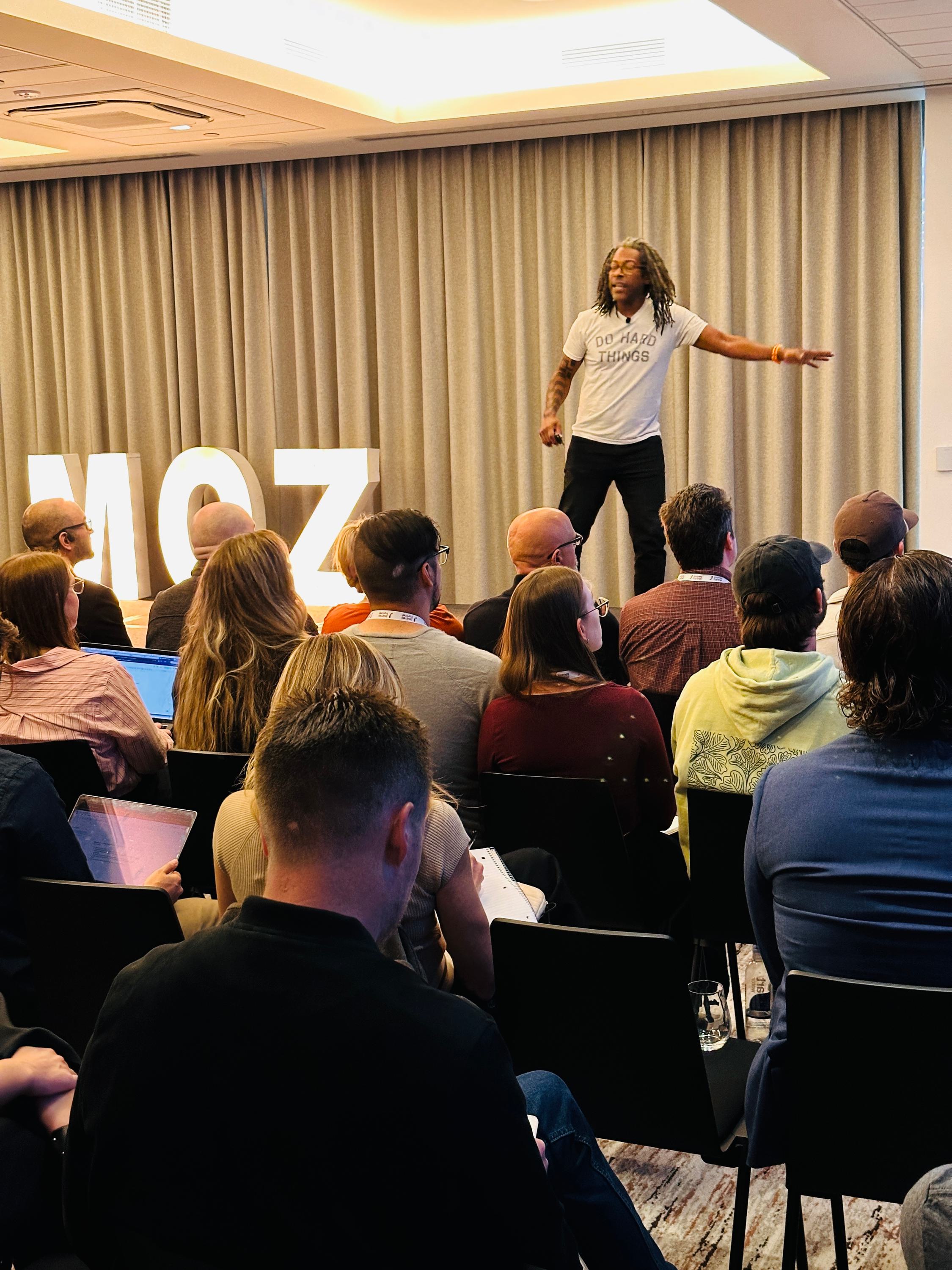 Algorithms can’t save you: How to future-proof your content beyond AI and LLMs – Wil Reynolds