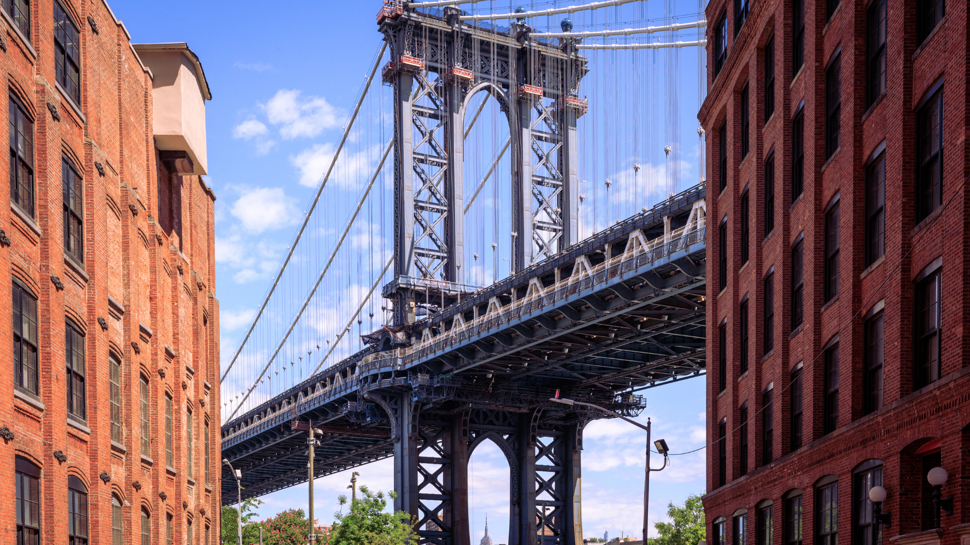 The Brooklyn Bridge from DUMBO.